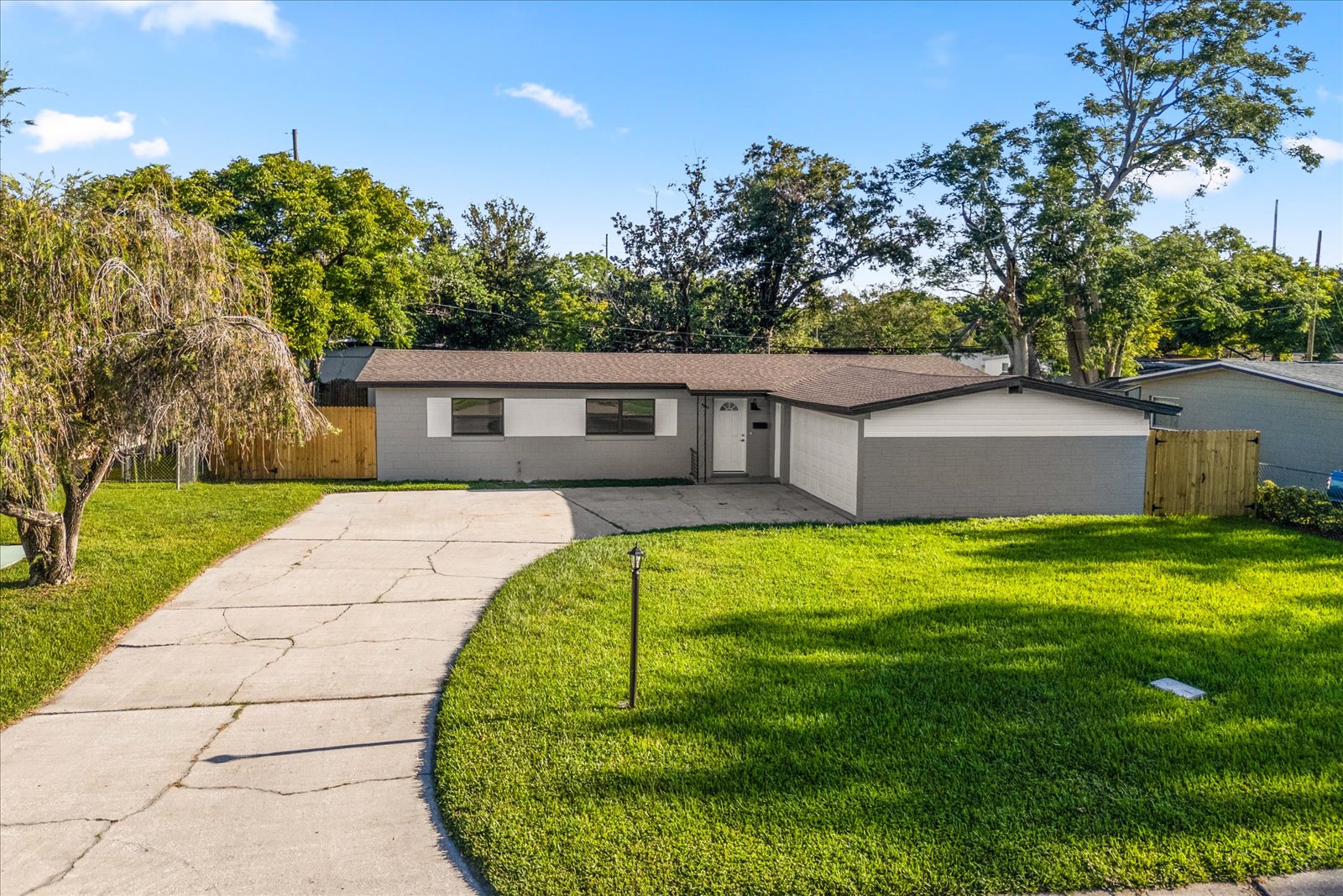 4823 Pine Needle Dr.
